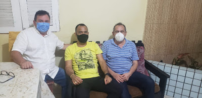 Prefeito Edilson da Alvorada de Palmeirândia e Dino Penha de São Bento reúnem com o Secretário Adjunto do estado da Agricultura Ivaldo Rodrigues